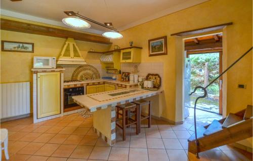 Cortona House | Lovely Home In Cortona With Kitchen