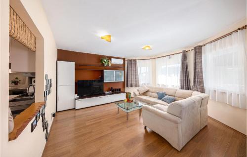 Dubrava House | Lovely Home In Dubrava With Sauna