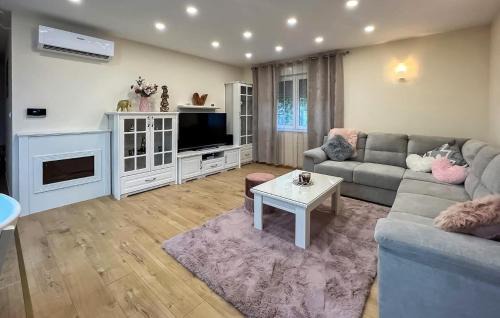 Krapinske Toplice House | Lovely Home In Krapinske Toplice