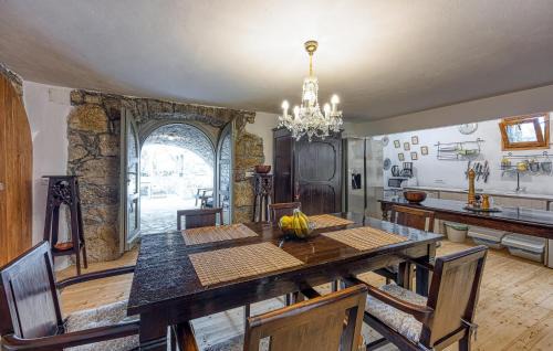 Nenadici House | Lovely Home In Malinska With Wifi