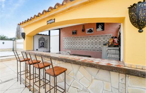 Arles House | Lovely Home In Raphèle-Les-Arles