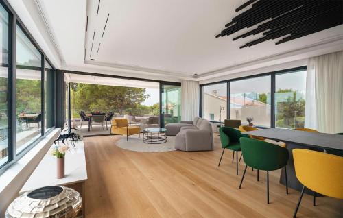 Borik House | Lovely Home In Rovinj With Kitchen