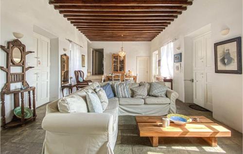 Apollonia House | Lovely Home In Sifnos With Wifi