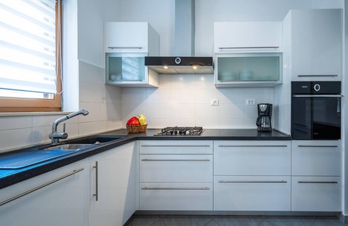 Susnjevica House | Lovely home in Susnjevica with kitchen