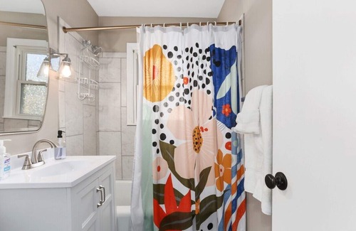 Prairie Village House | Lovely Home in PV Home w/Hot Tub +Arcade