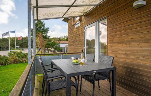 Agger House | Lovely Home In Vestervig With Kitchen