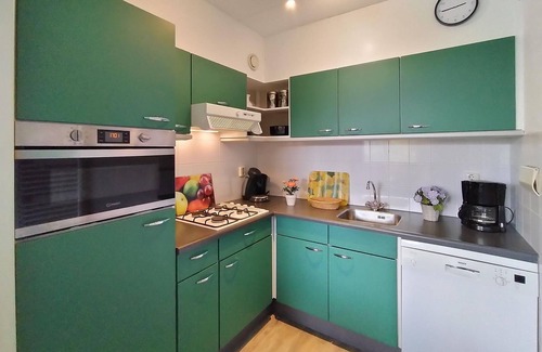 Vlagtwedde House | Lovely home in Vlagtwedde with kitchen