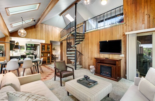 Sudden Valley House | Lovely home with water views & office - great for families