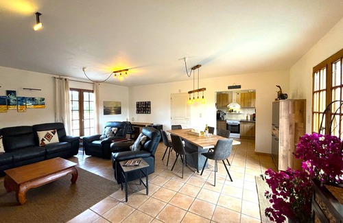 Vezac House | Lovely house with private pool and fenced garden in the heart of Black Périgord