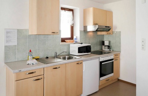 St. Valentin auf der Haide Apartment | Lovely apartment for 6 guests with WIFI, TV, balcony, pets allowed and parking