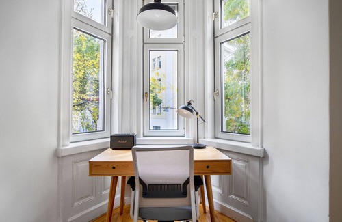Altlerchenfeld Apartment | Lovely Josefstadt 2BR w/Elevator, by Blueground