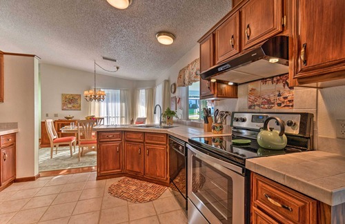 The Villages House | Lovely Lady Lake Home w/Resort Amenities & Lanai!