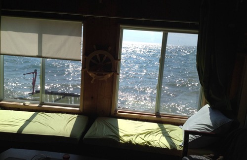 East Tawas House | Lovely Lake Huron Property Conveniently Located Between East Tawas And Oscoda