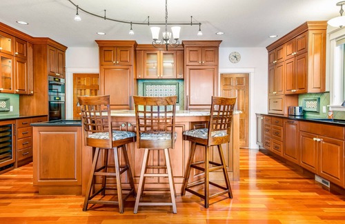 Sudden Valley House | Lovely lakefront home with fireplace, dock, full kitchen, & washer/dryer