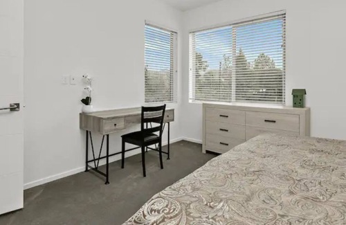 Veterans Park House | Lovely location downtown Boise with mountain view!