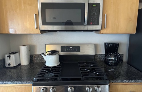 Rockville Apartment | lovely loft in the heart of town