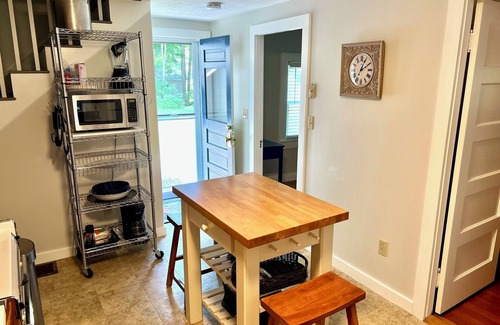 Naples Cottage | Lovely Long Lake Cottage