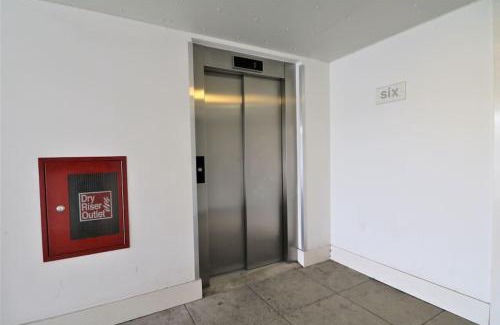 Baltic Triangle Apartment | Lovely Modern Central & Spacious