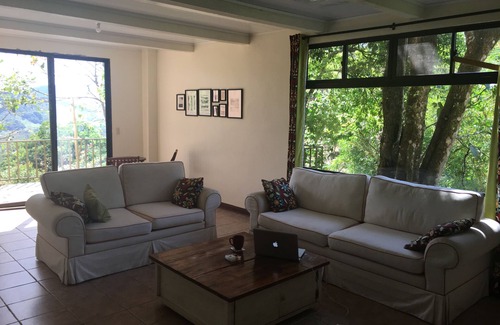 Santiago de Puriscal House | Lovely mountainside home with spectacular views