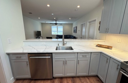Point Pleasant Beach Apartment | Lovely Newly Renovated Downtown Apartment