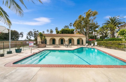 Central Malibu Condo | Lovely newly renovated 3-bedroom, 2 bathroom condo in Malibu