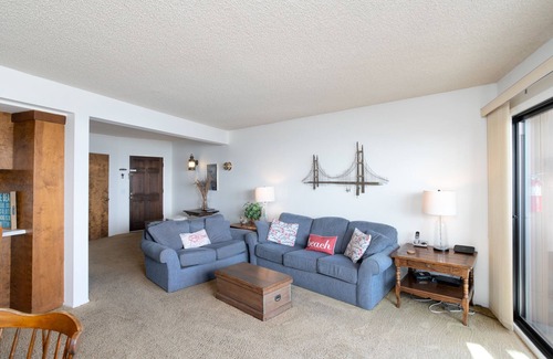 Cayucos Condo | Lovely Oceanfront Condo