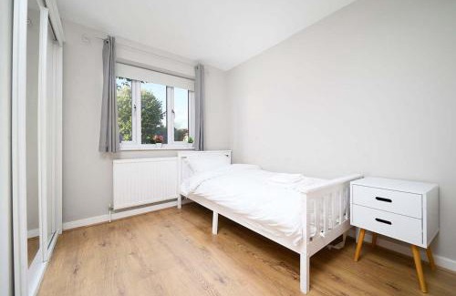 Bushey Apartment | Lovely One Bed Flat in Bushey