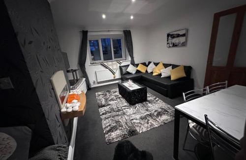 Sunderland Apartment | Lovely One-Bedroom Condo With Indoor Fireplace