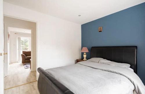 Dunmurry Apartment | Lovely one bedroom flat.