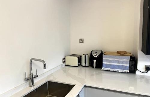 St. Johns Wood Apartment | Lovely one bedroom flat in the heart of London
