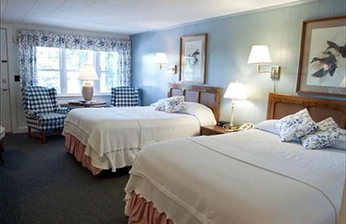Lincolnville House | Lovely Retreat with a Private Deck in a Bed and Breakfast near Rockland, Maine