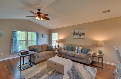 Carolina Forest Apartment | Lovely River Oaks Condo with Resort Amenities!