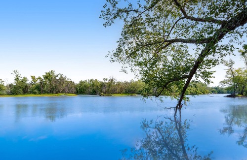 Lyndon Station House | Lovely river-view retreat with big yard, deck, & patio - dog-friendly