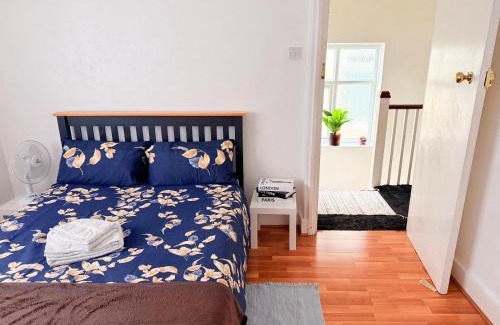 Tokyngton House | Lovely Room in Wembley Stadium