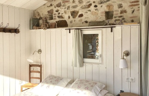 Cholet Bed & Breakfast | Lovely room with private pool for you all evening at night in the countryside