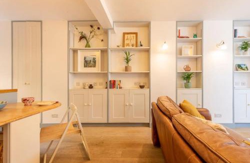 Telegraph Hill Apartment | Lovely self-contained basement studio with kitchen