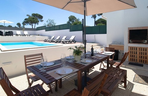 Fornos Villa | Lovely semi-detached villa located in a quiet village