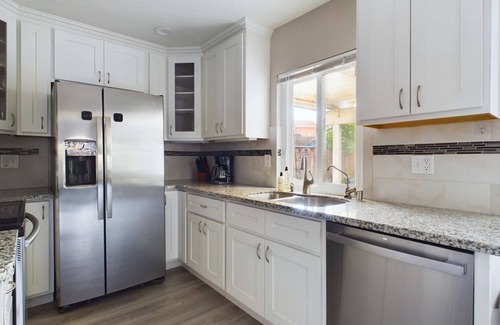 South San Jose House | Lovely SouthHip San Jose 3BR, w/Garage, W/D, Backyard, by Blueground