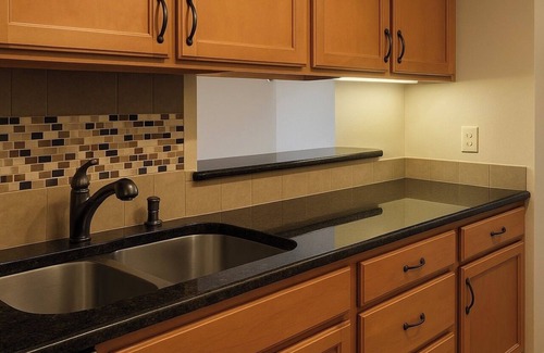 Burlingame Terrace Apartment | Lovely spacious apartment with WiFi in charming Burlingame
