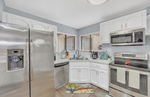 Arlington Condo | Lovely & spacious Florida getaway