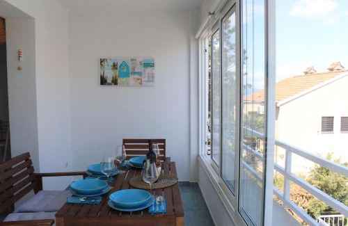 Ravni Apartment | Lovely studio apartment Mare e Sole
