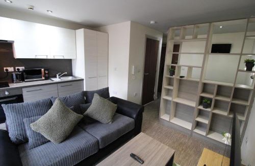 Bolton Apartment | Lovely Studio Flat in Bolton