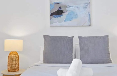Burwood Apartment | Lovely Studio in Burwood | MHS