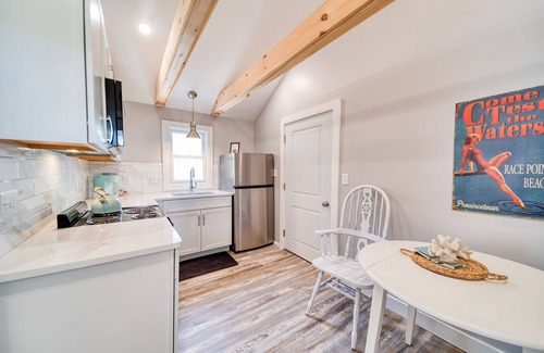 Harwich Port Apartment | Lovely Studio with Full Kitchen + Private Deck!