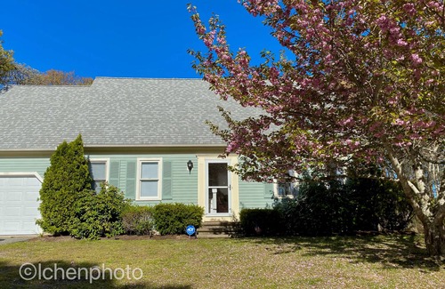 East Dennis House | Lovely three bedroom home located in desirable Bayside neighborhood!