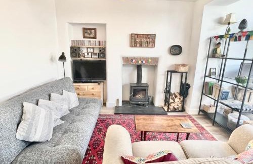 Kendal House | Lovely Two Bed Cottage in North Kendal