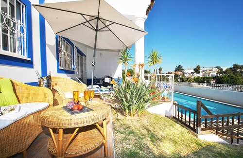 Guia Villa | LOVELY VILLA W/PRIVATE POOL, AIR CON, BARBECUE, Wi-Fi AND CLOSE TO AMENITIES