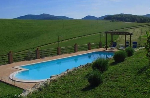 Avigliano Umbrio Villa | Lovely villa with pool near Todi and Orvieto. Ideal for families and larg groups
