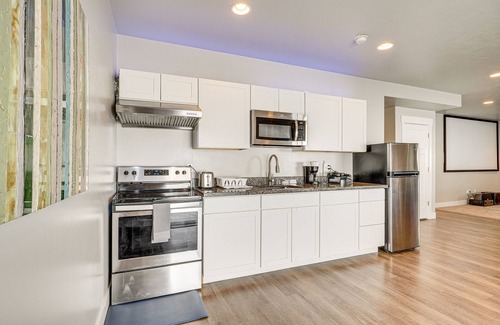 South Jordan Apartment | Lovely Walk-Out Apt w/Movie Screen: 20 Mi to SLC!