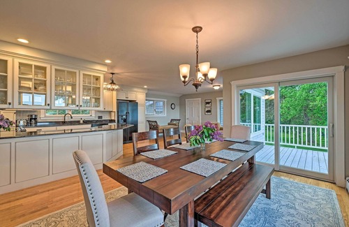 Owls Head House | Lovely Waterfront Owls Head Home w/Own Beach